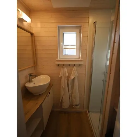 Houseboat Liliput Comfortable