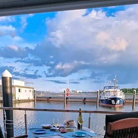 Houseboat Liliput Comfortable 2* Stralsund