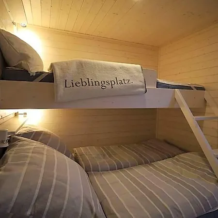 Houseboat Liliput Comfortable Bateau-hôtel Stralsund