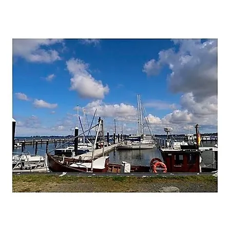 Houseboat Liliput Comfortable Stralsund