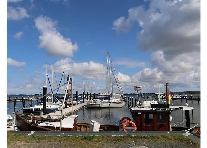 船上ホテル Houseboat Liliput Comfortable 2*